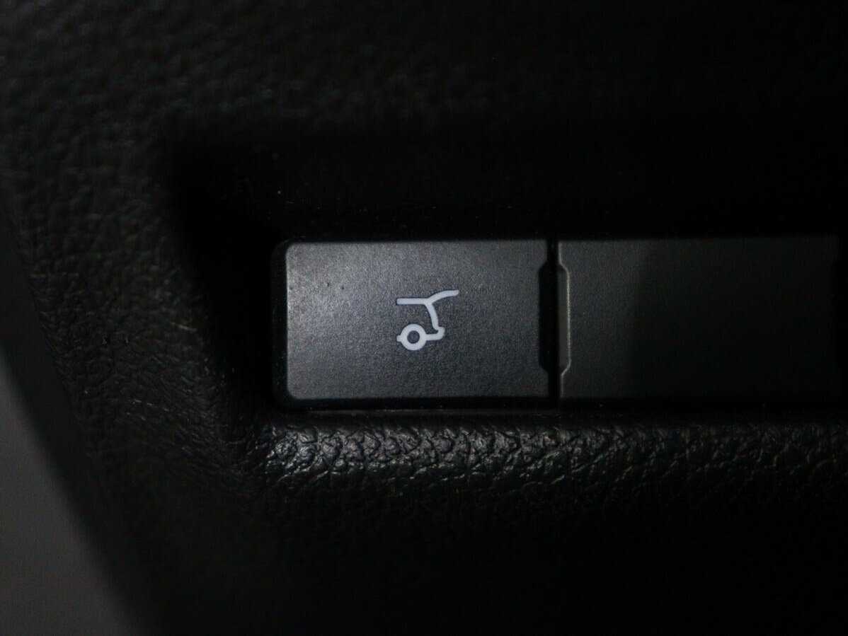 Ford Explorer, 2013 Фото №16