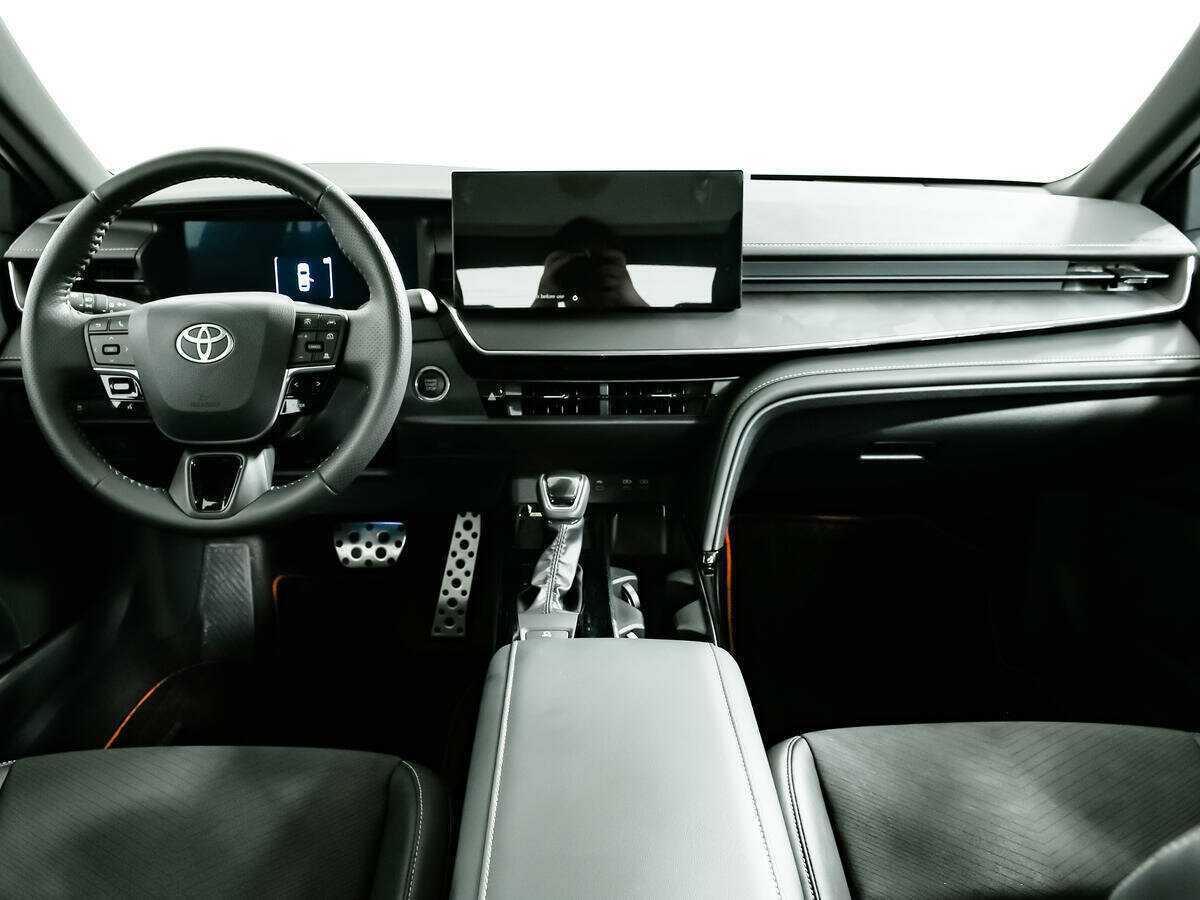 Toyota Camry, 2024 Фото №11
