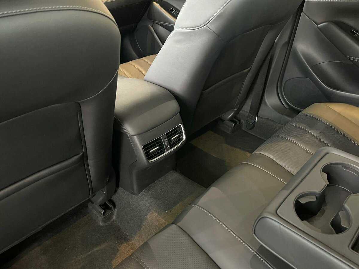 Mazda 6 Atenza, 2023 Фото №17