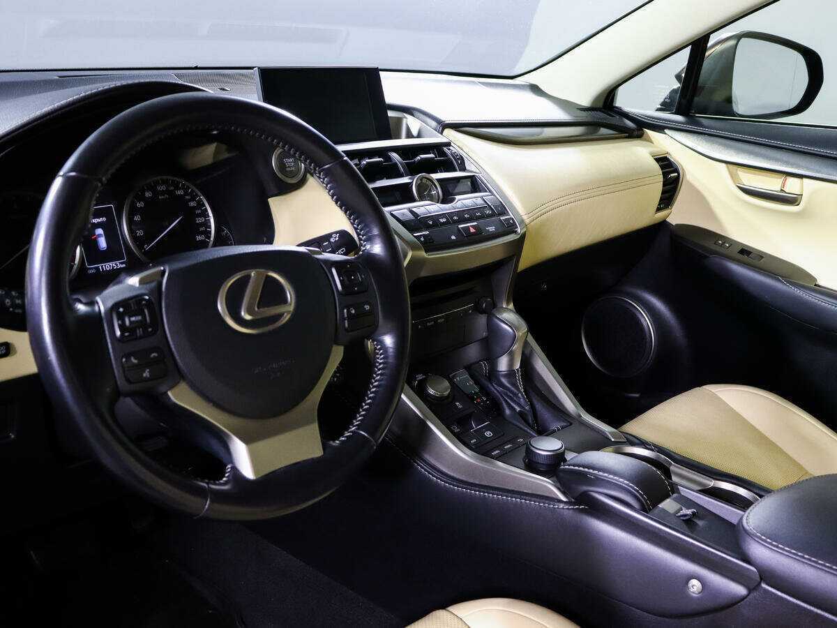 Lexus NX 200t, 2016 Фото №12