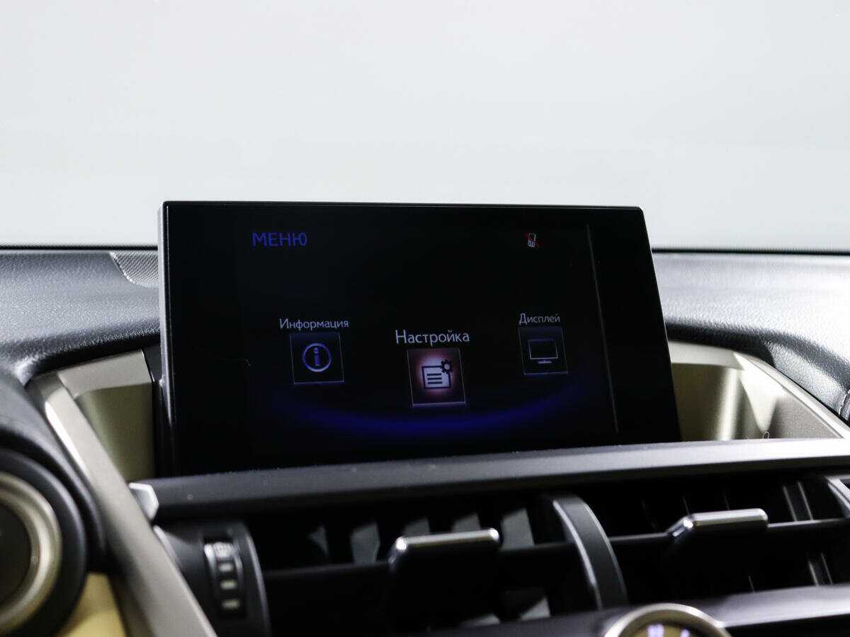 Lexus NX 200t, 2016 Фото №13