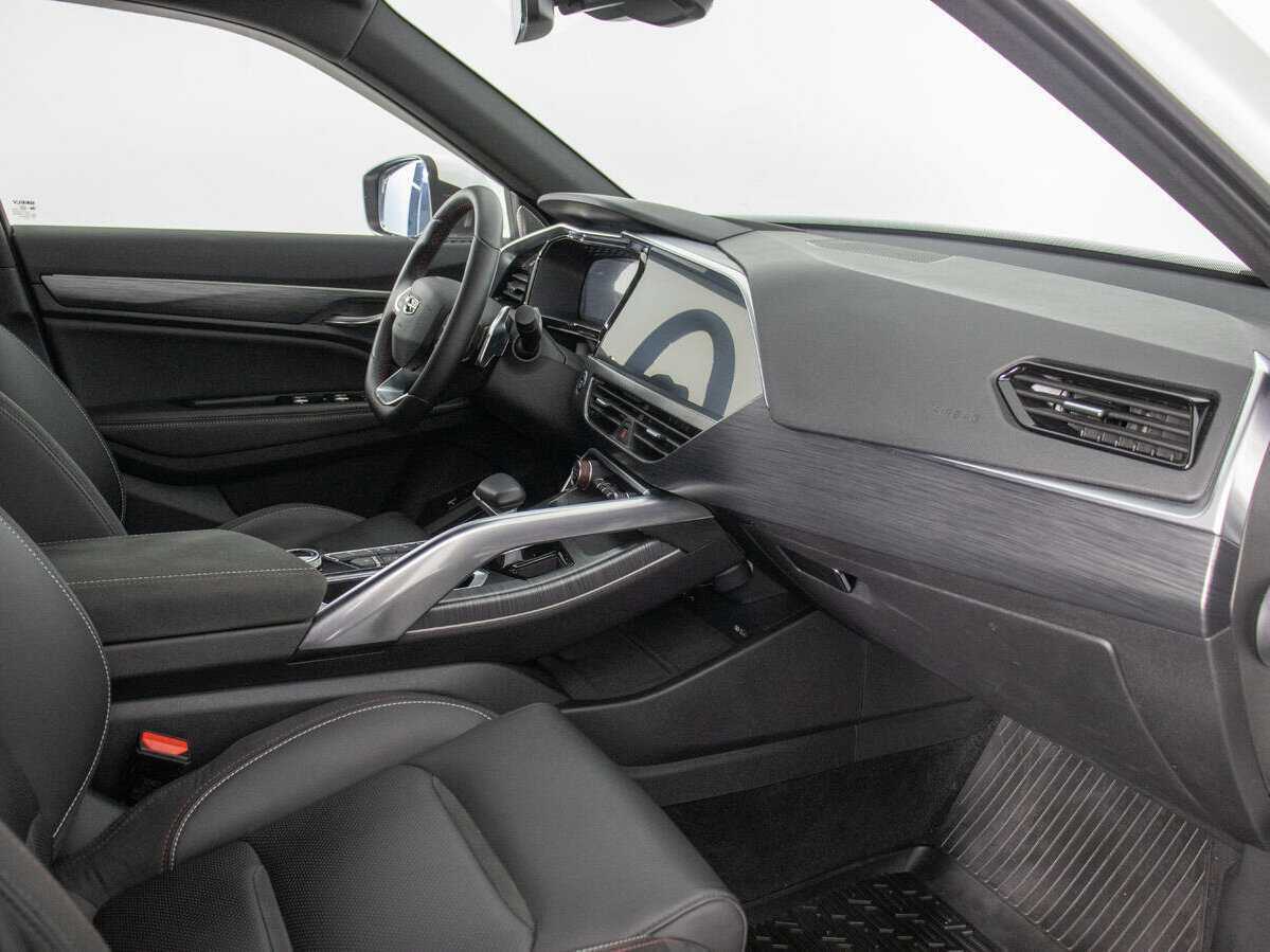 Geely Tugella, 2023 Фото №9