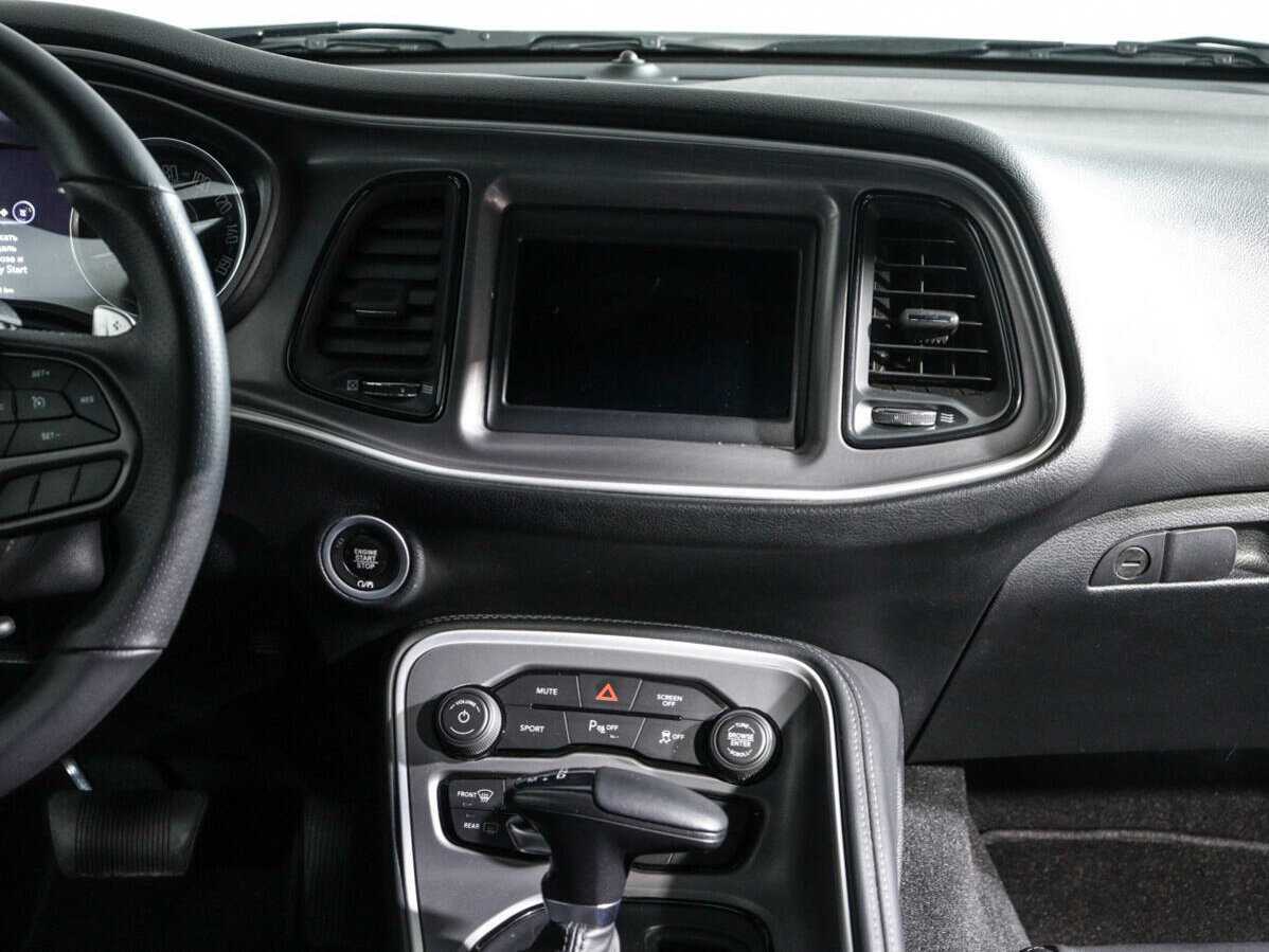 Dodge Challenger, 2022 Фото №12