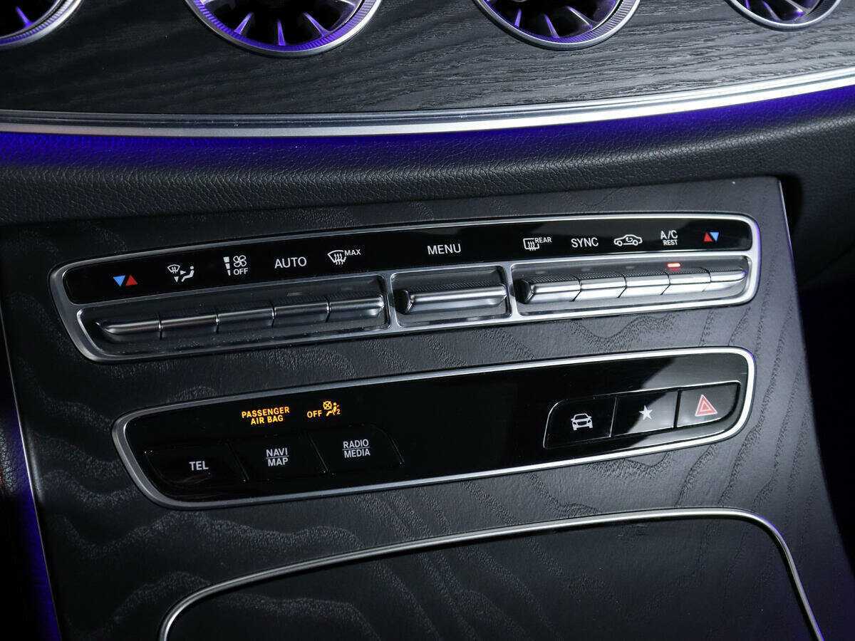 Mercedes-Benz E-Класс AMG 53 AMG, 2020 Фото №24