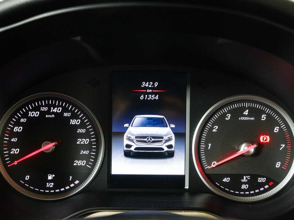 Mercedes-Benz GLC Coupe 300, 2017 - 61 350 км. | Фото №7