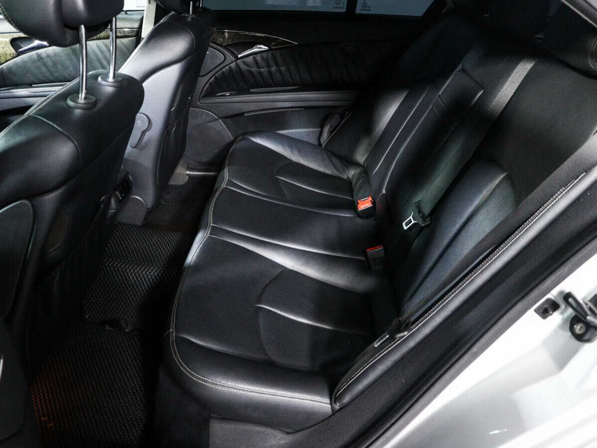 Mercedes-Benz E-Класс 350, 2005 Фото №9