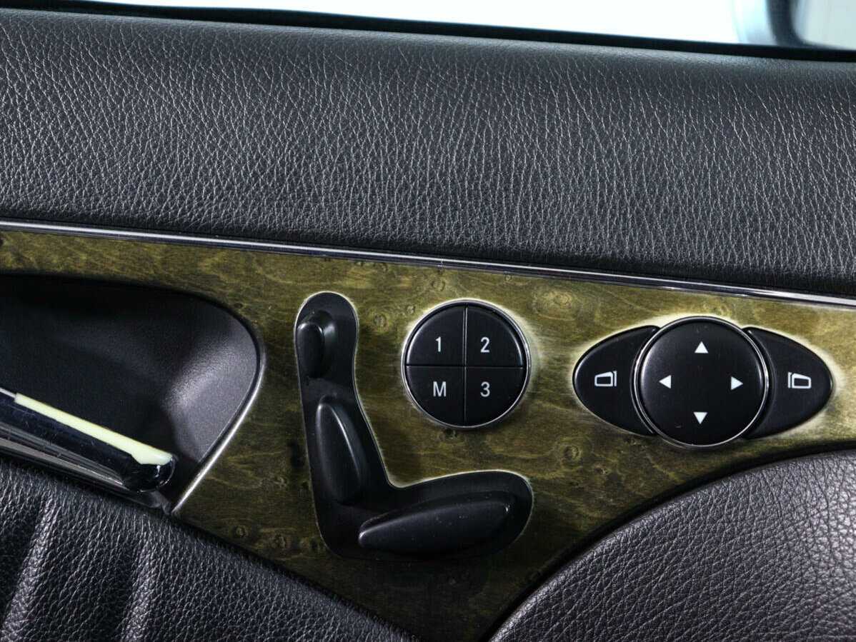Mercedes-Benz E-Класс 350, 2005 Фото №16