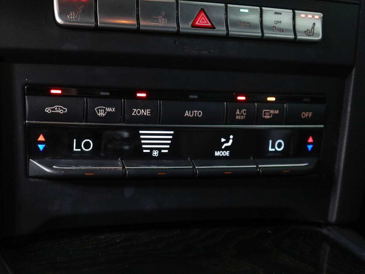 Mercedes-Benz E-Класс 200, 2013 Фото №13