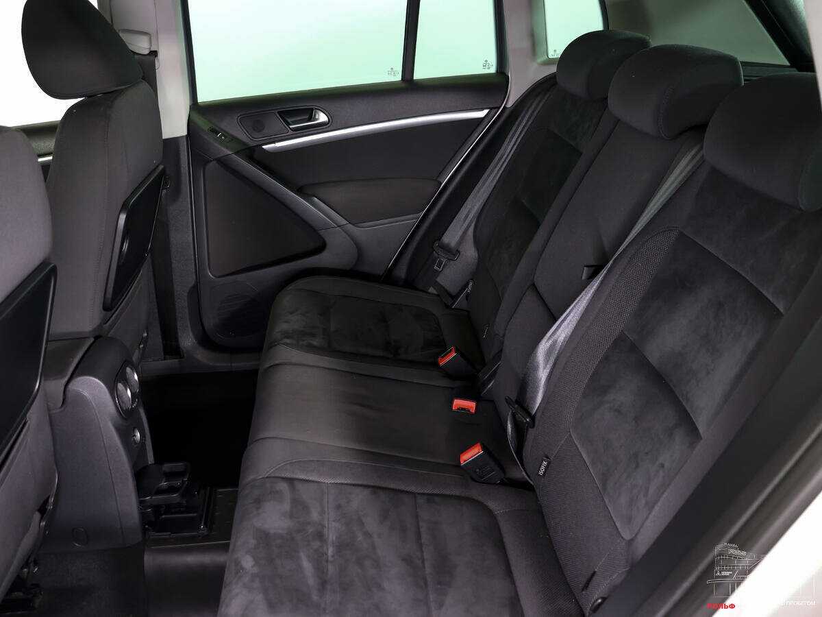 Volkswagen Tiguan, 2011 Фото №9