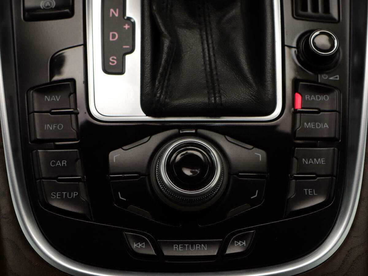 Audi Q5, 2009 Фото №18