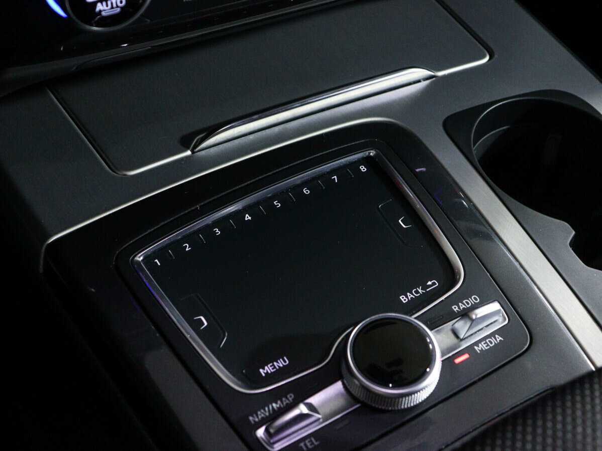 Audi Q7, 2015 Фото №16