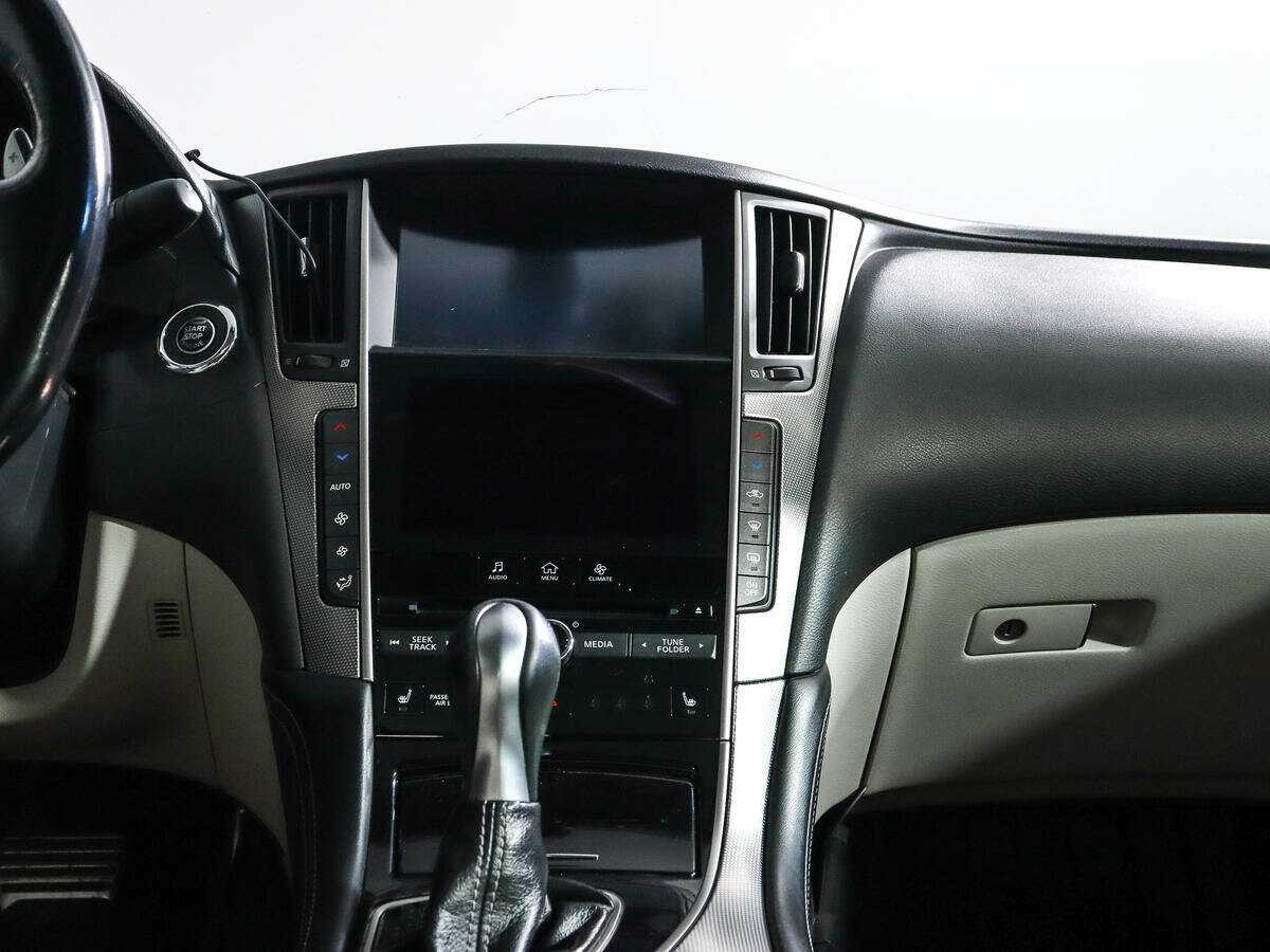 Infiniti Q50, 2014 Фото №11