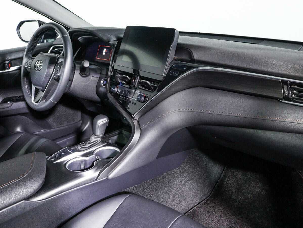 Toyota Camry, 2023 Фото №7
