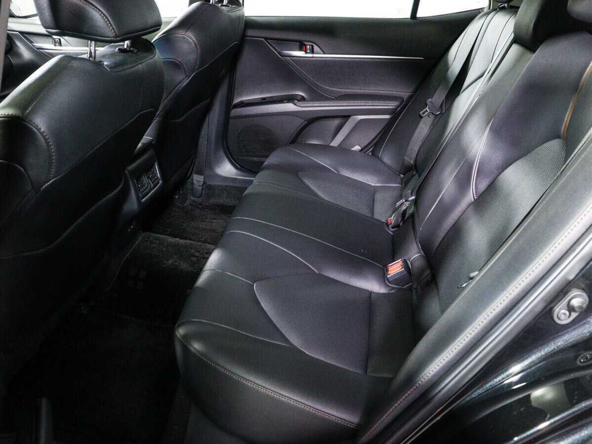 Toyota Camry, 2023 Фото №8