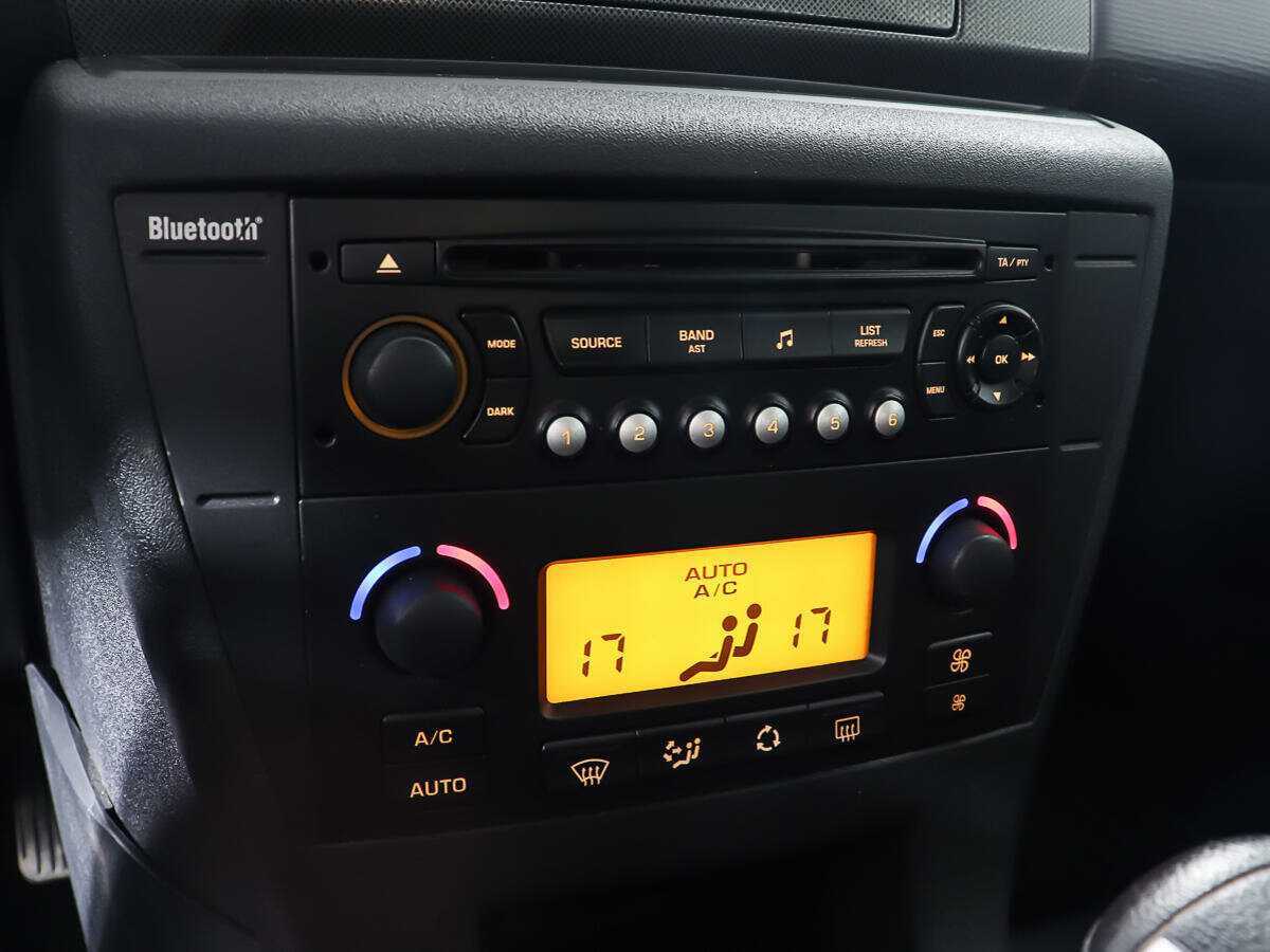 Citroen C4, 2010 Фото №15