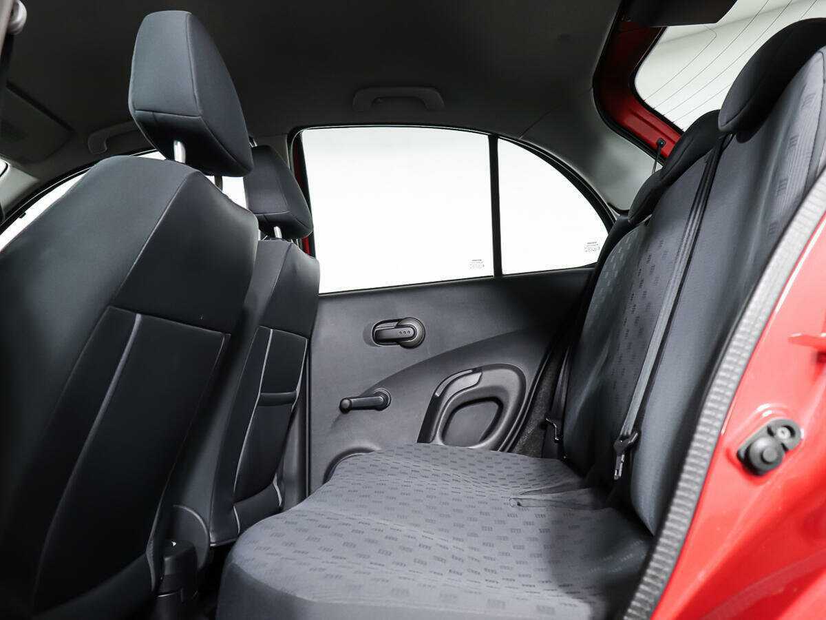 Nissan Micra, 2004 Фото №9