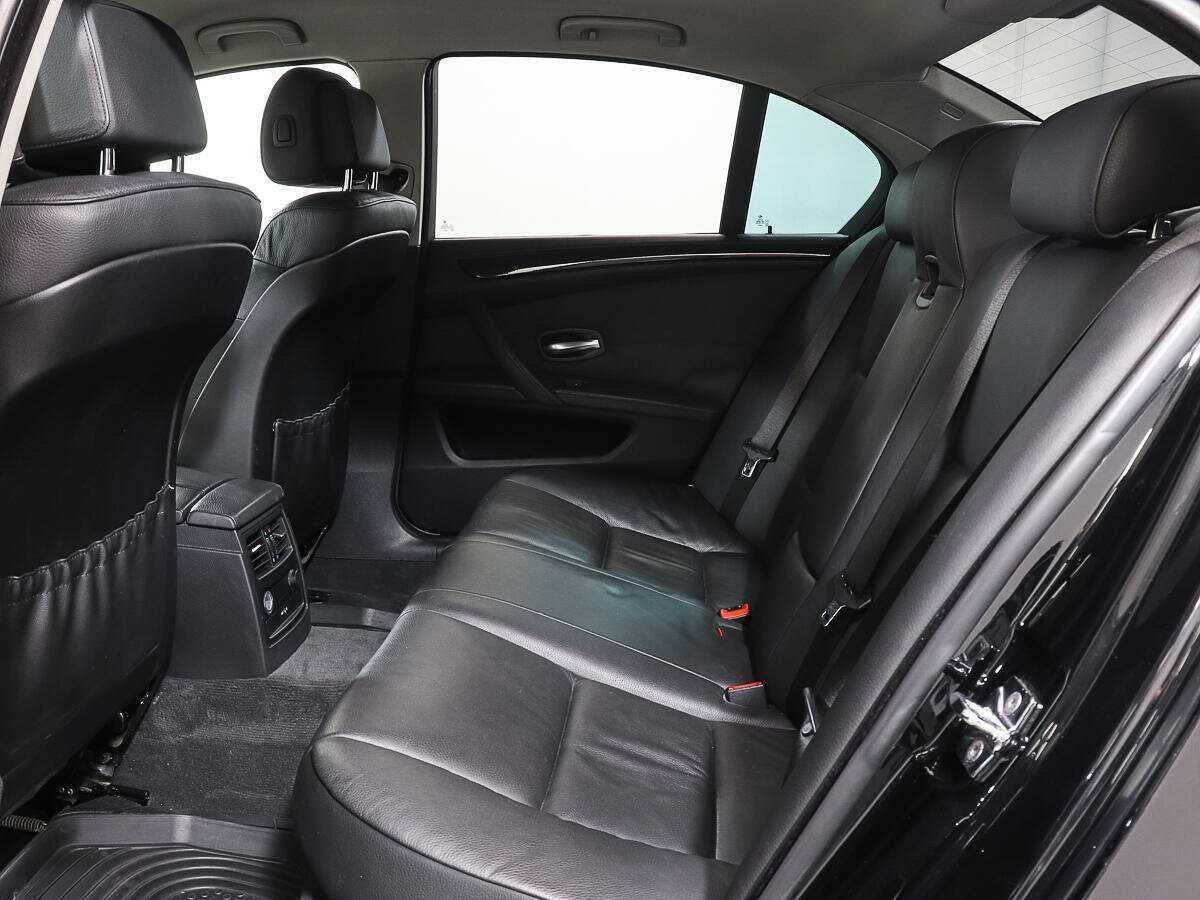 BMW 5 серии 525i, 2008 Фото №9