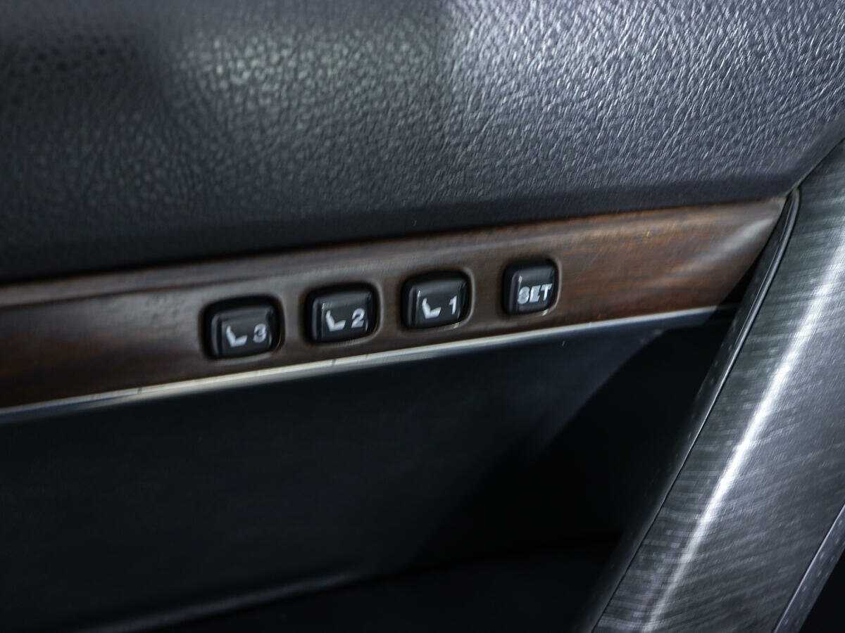 Toyota Land Cruiser, 2018 Фото №21