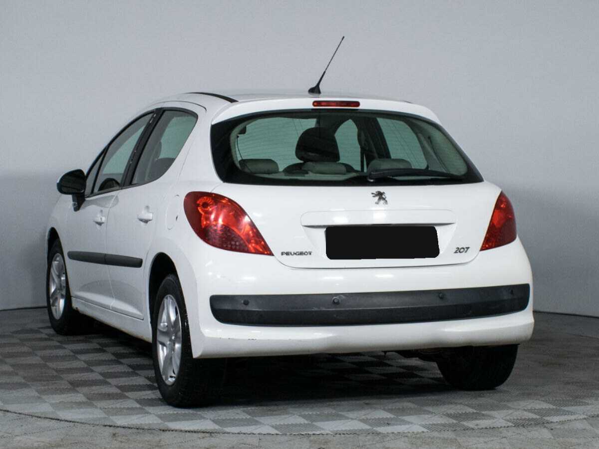 Peugeot 207, 2008 Фото №7