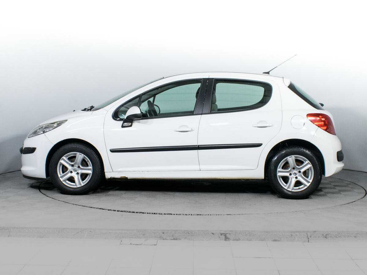 Peugeot 207, 2008 Фото №8