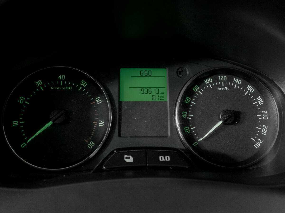 Skoda Fabia, 2010 Фото №11