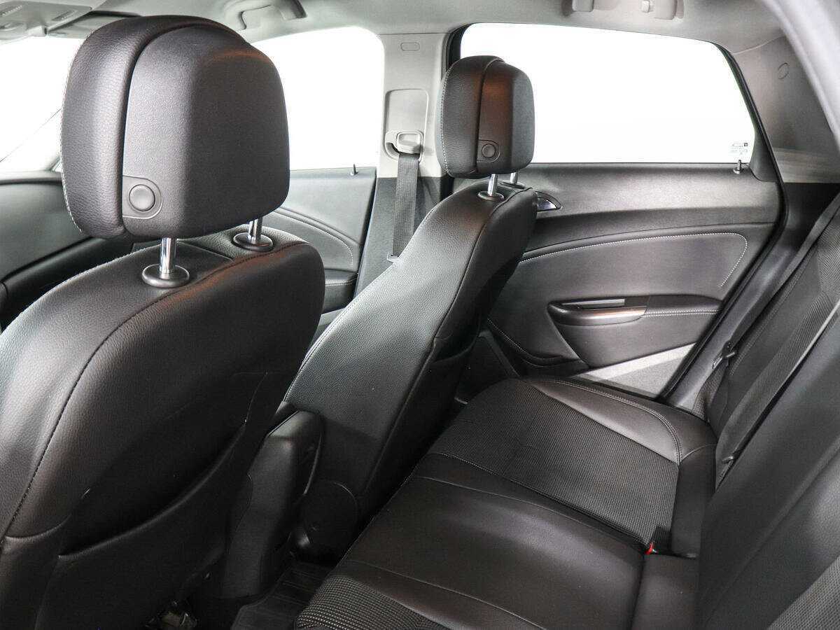 Opel Astra, 2011 - 225 817 км. | Фото №8