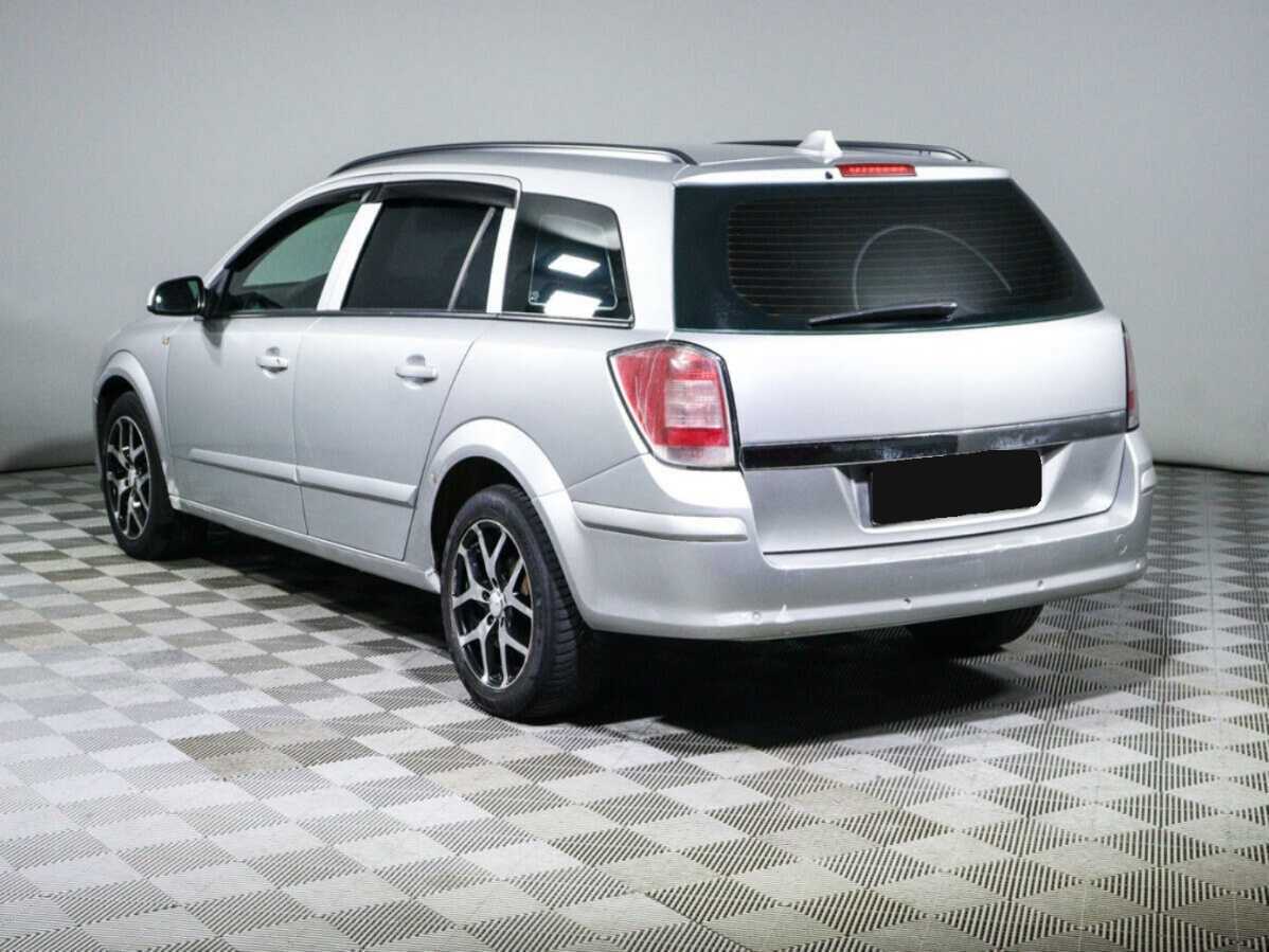 Opel Astra, 2008 - 289 030 км. | Фото №6