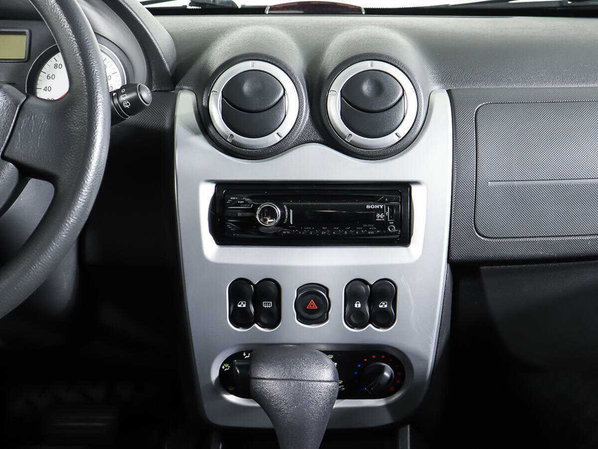 Renault Sandero, 2011 Фото №12