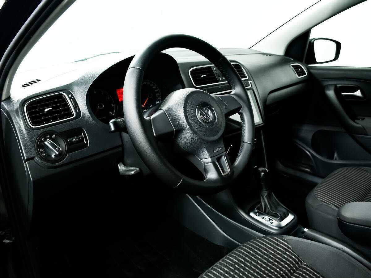 Volkswagen Polo, 2010 Фото №13