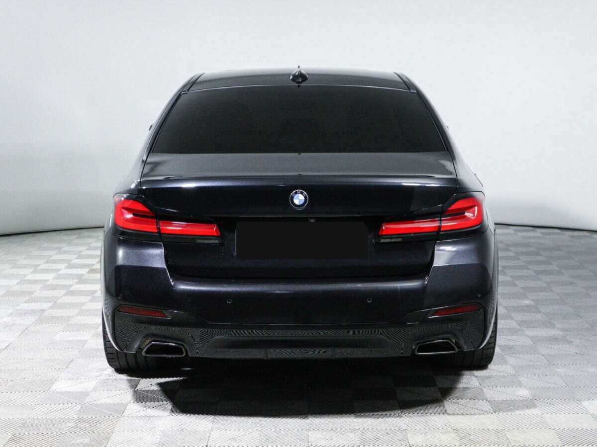 BMW 5 серии 530d xDrive, 2021 Фото №6