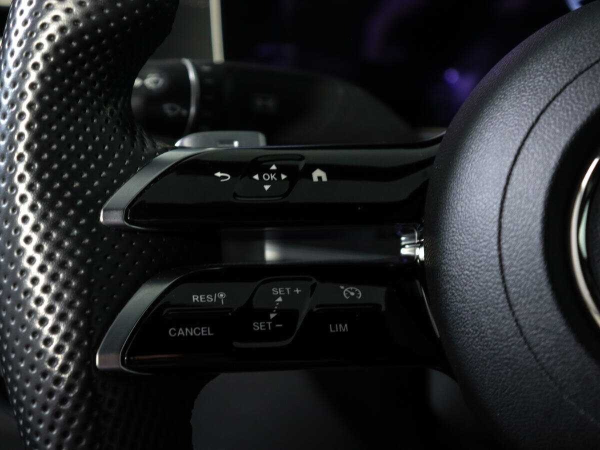 Mercedes-Benz E-Класс 200, 2020 Фото №15