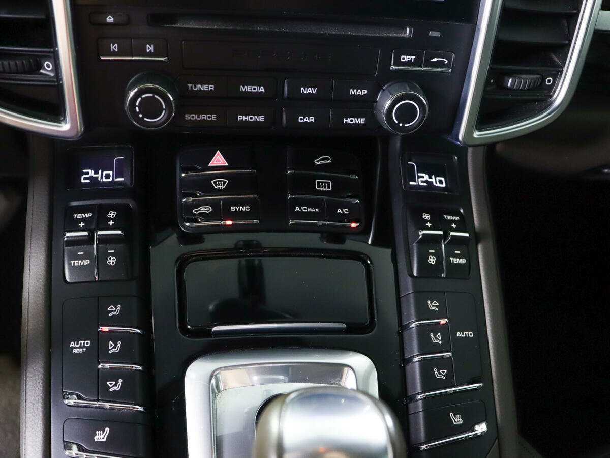 Porsche Cayenne, 2017 Фото №16