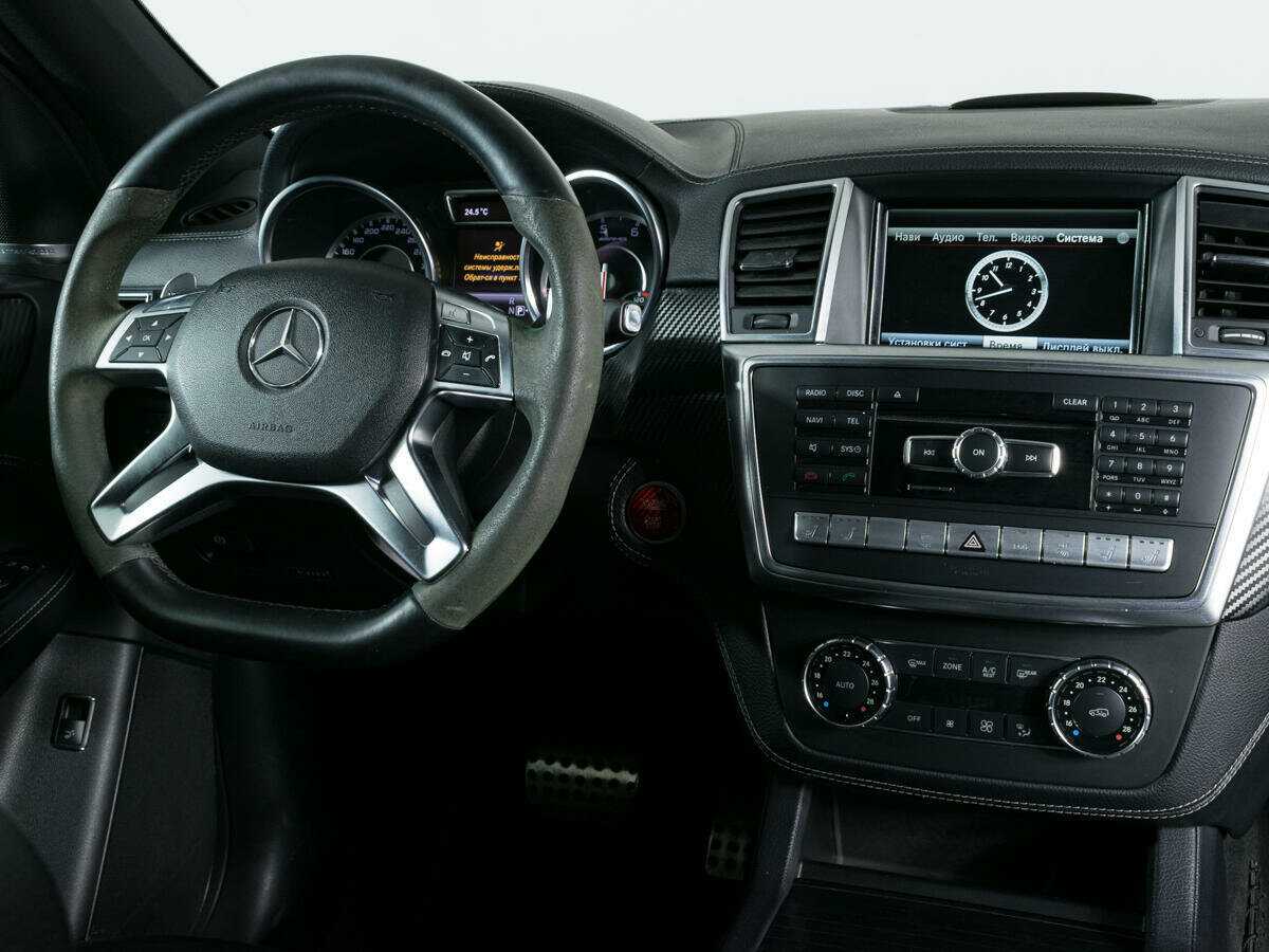 Mercedes-Benz M-Класс AMG 63 AMG, 2012 Фото №10