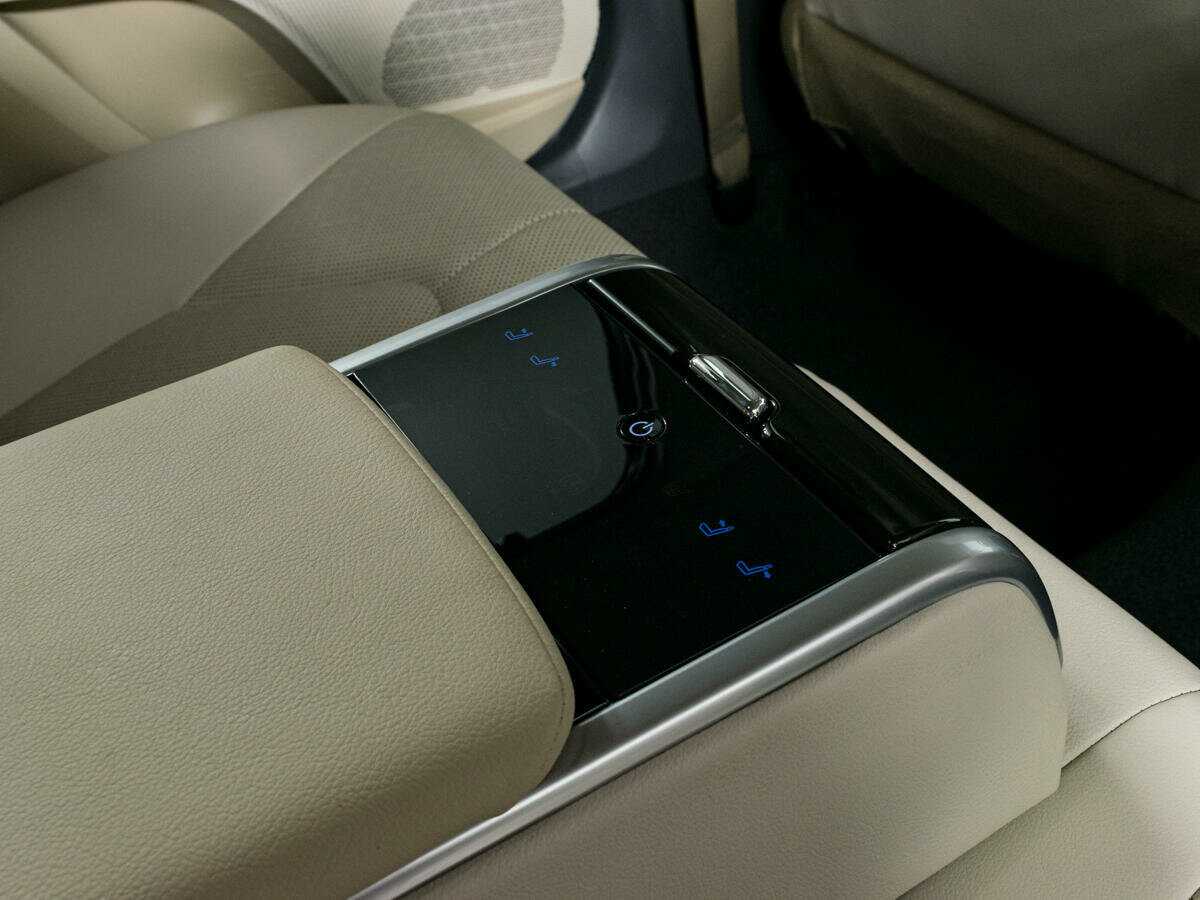 Toyota Camry, 2021 Фото №11