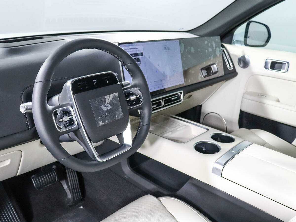 LiXiang L7 52.3 kWh, 2024 Фото №12
