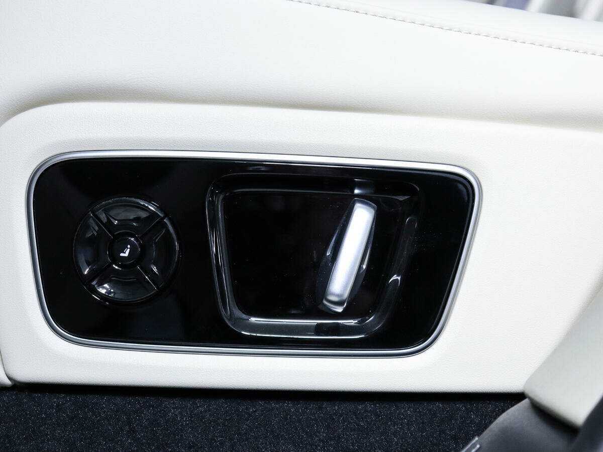 LiXiang L7 52.3 kWh, 2024 Фото №13