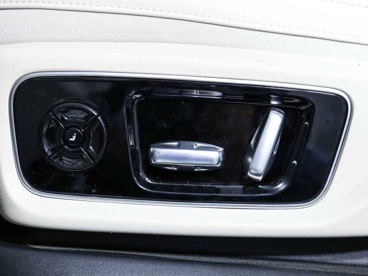 LiXiang L7 52.3 kWh, 2024 Фото №17