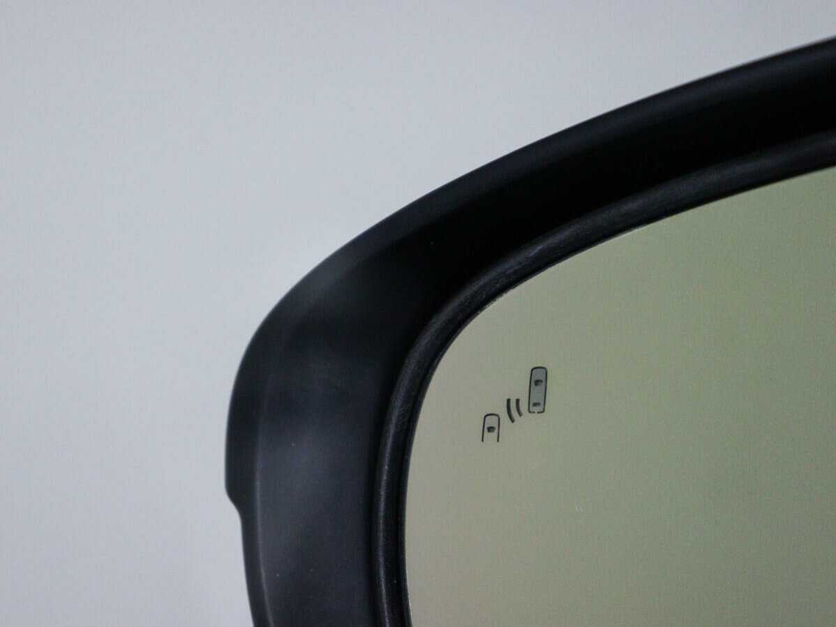 Lexus RC F, 2016 Фото №17