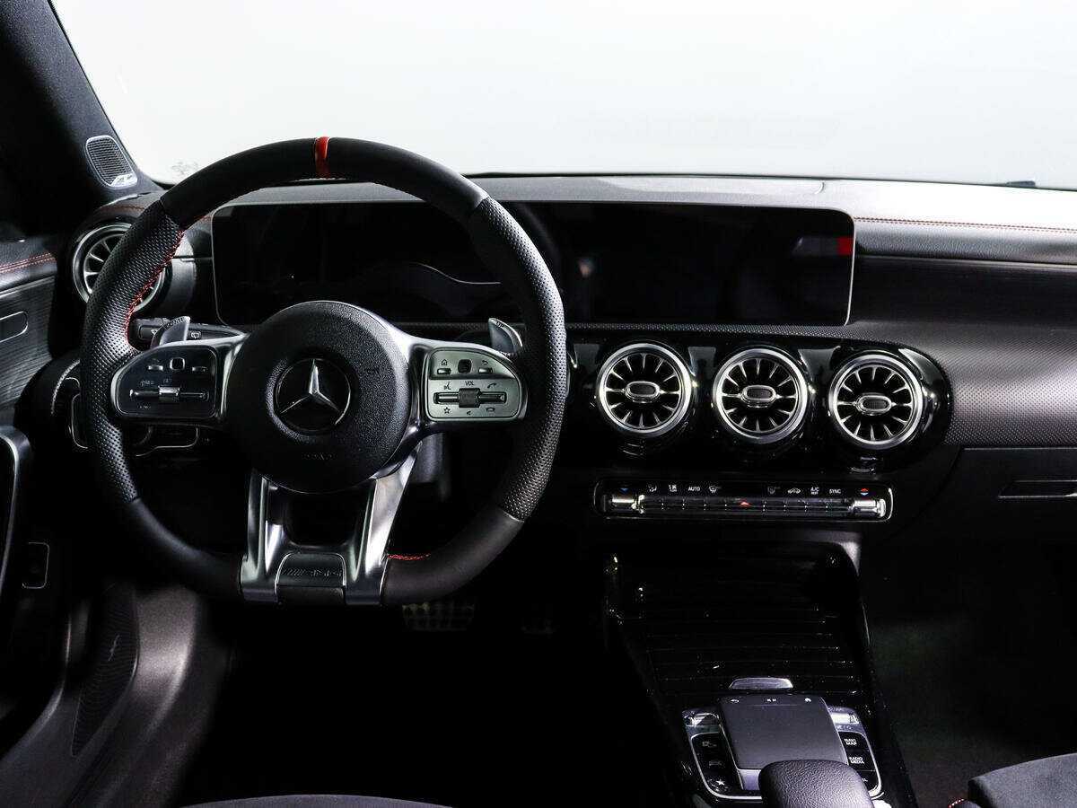Mercedes-Benz CLA AMG 35 AMG, 2019 Фото №10