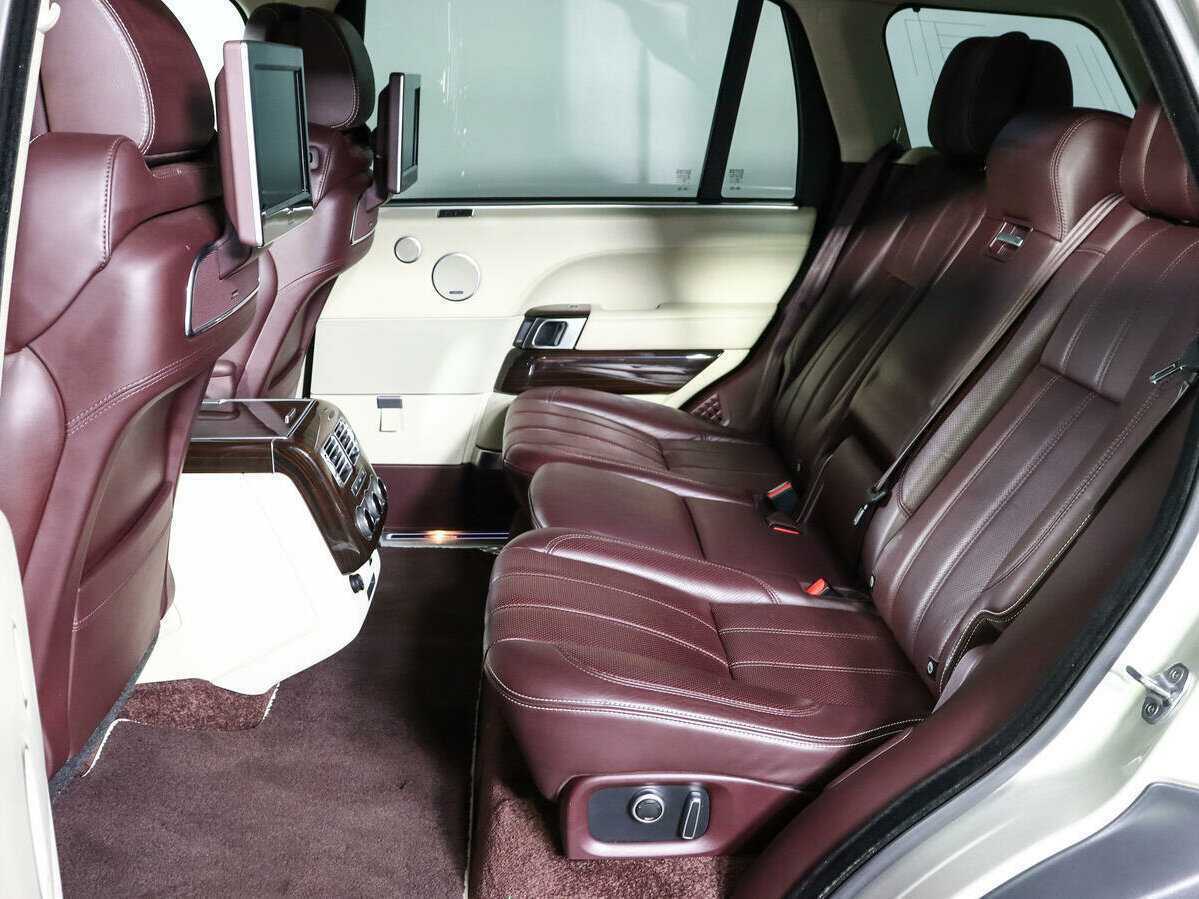 Land Rover Range Rover Long, 2016 - 64 750 км. | Фото №7