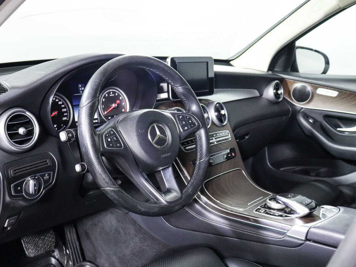 Mercedes-Benz GLC 300, 2017 Фото №12