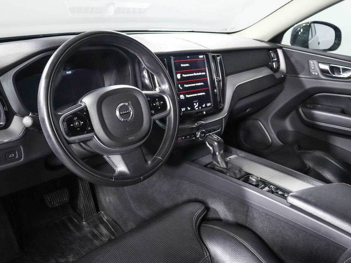 Volvo XC60, 2018 Фото №12