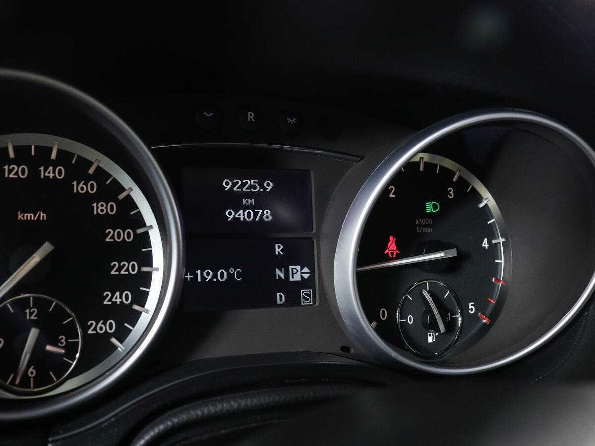 Mercedes-Benz GL-Класс 350, 2012 Фото №11