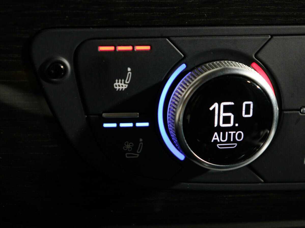 Audi Q7, 2017 Фото №19