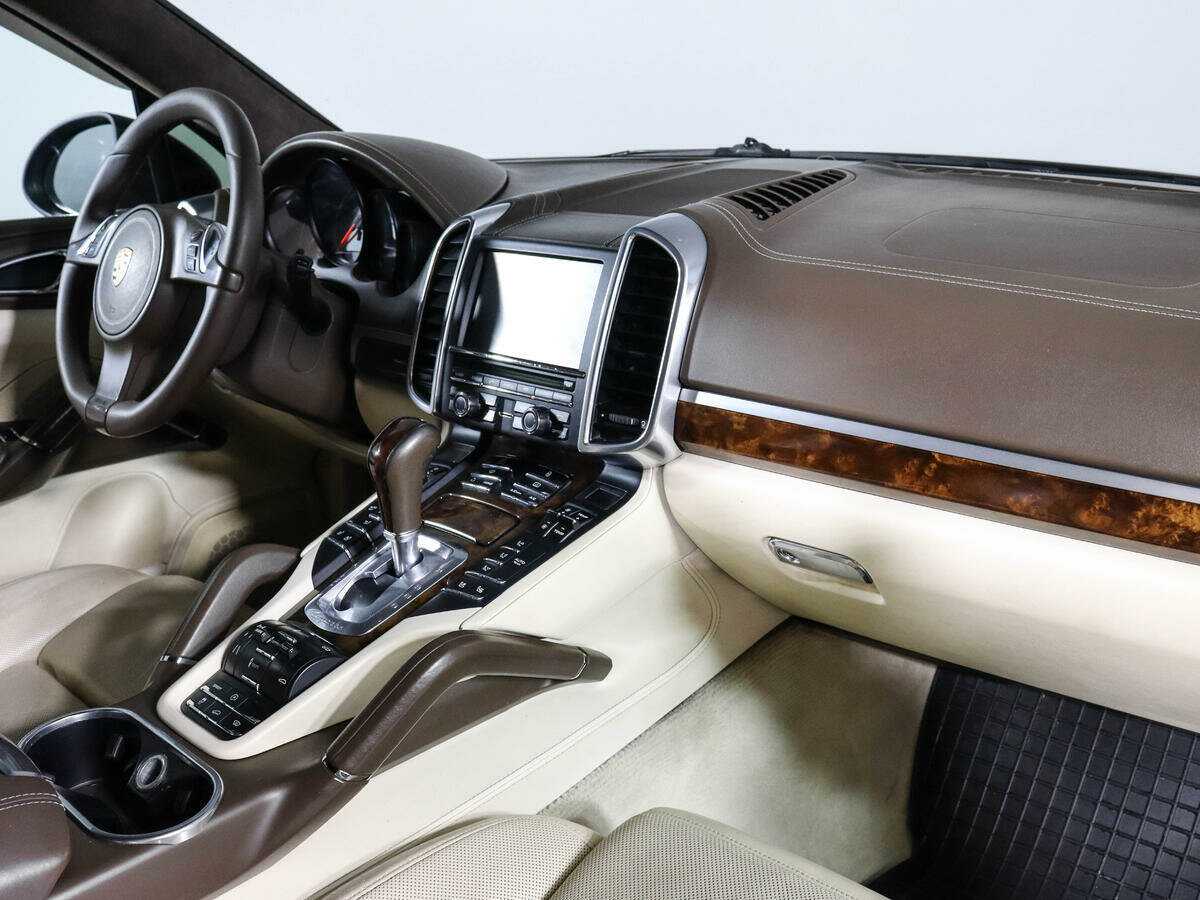 Porsche Cayenne S, 2011 - 251 879 км. | Фото №7