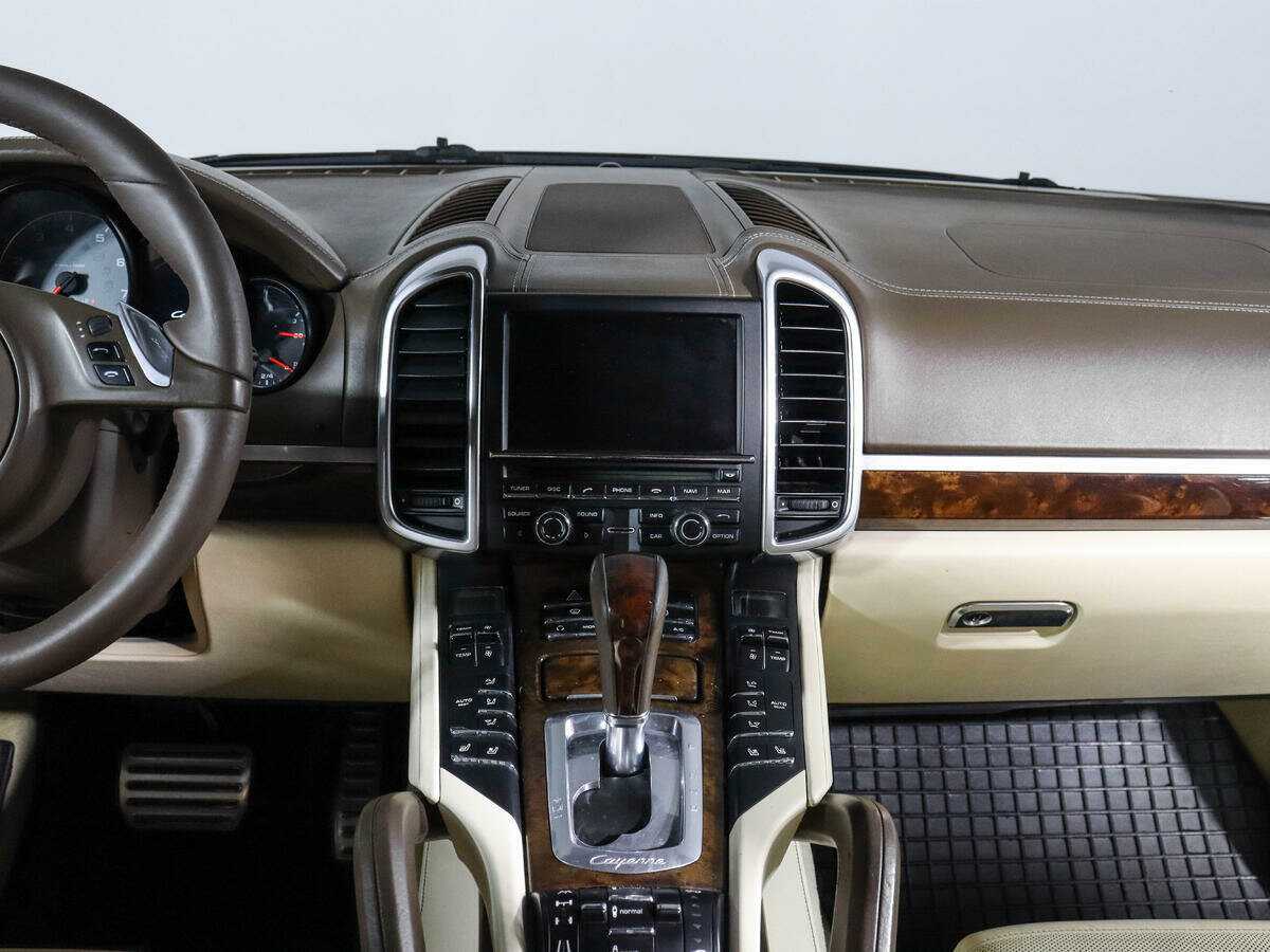 Porsche Cayenne S, 2011 Фото №11