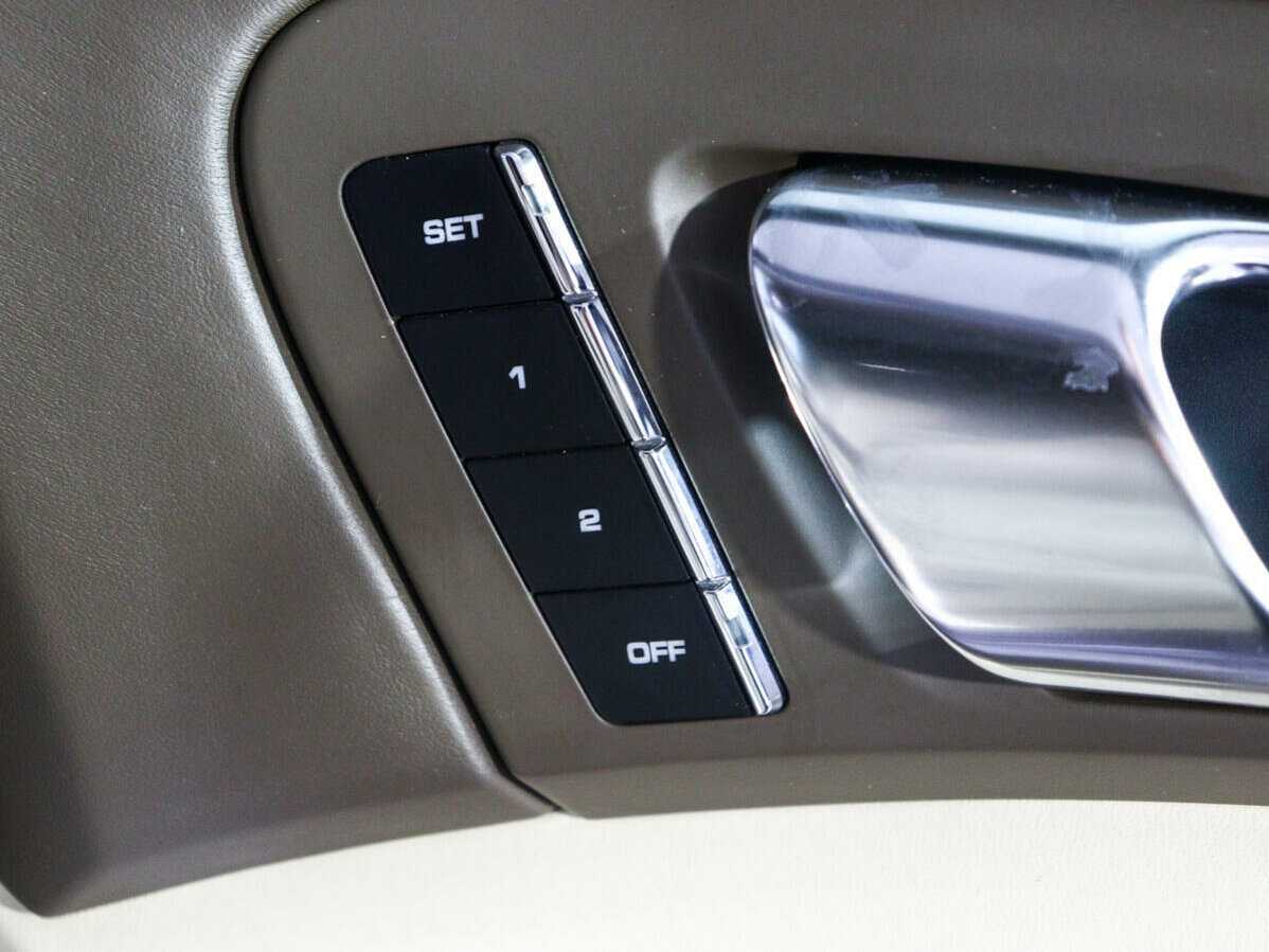 Porsche Cayenne S, 2011 Фото №13