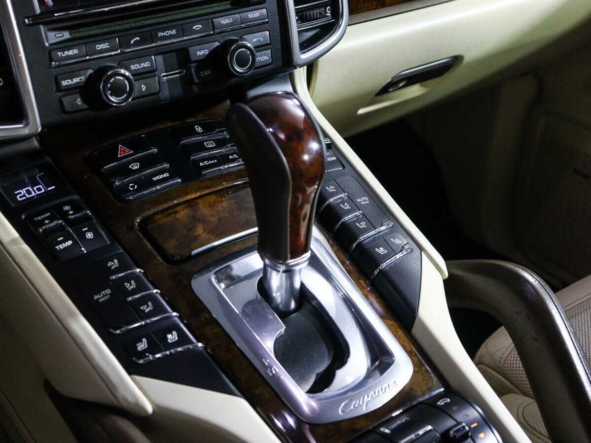 Porsche Cayenne S, 2011 Фото №21