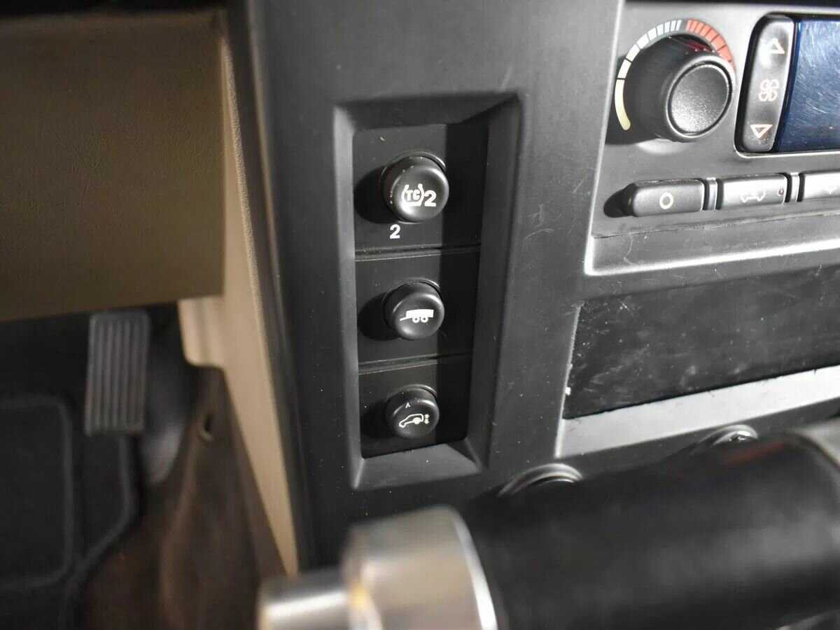 Hummer H2, 2005 Фото №17