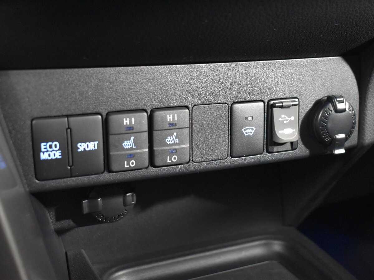 Toyota RAV4, 2018 Фото №17